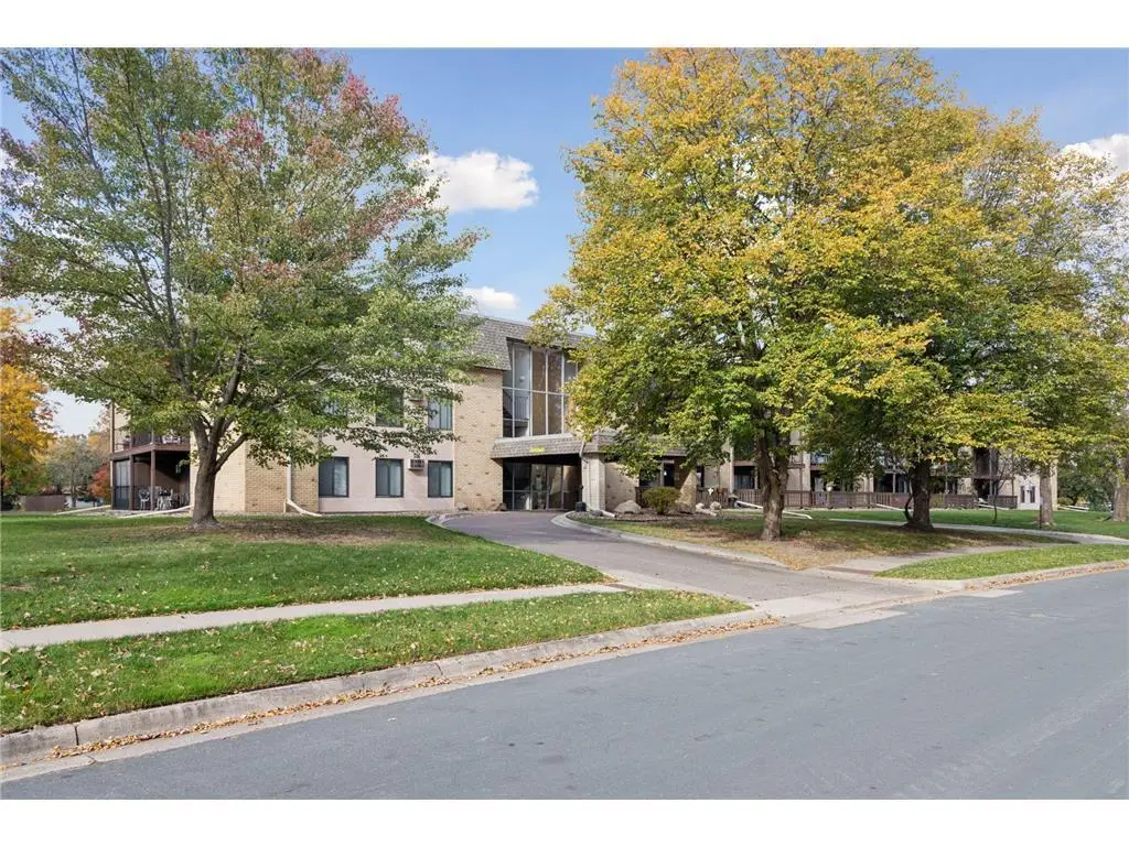 3461 Kent Street #1005, Shoreview, MN 55126 - Image #1