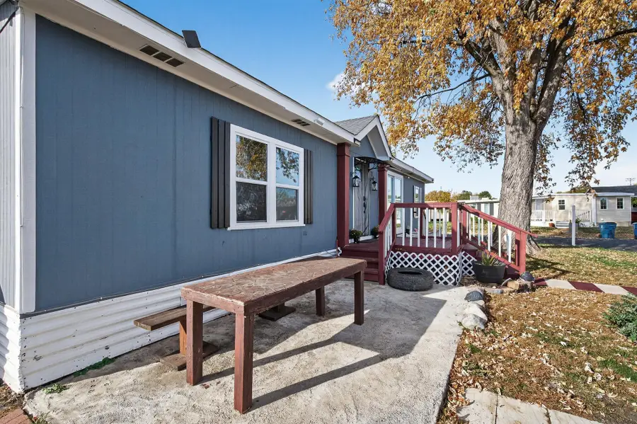 7436 West Circle Ne, Fridley, MN 55432 - Image #2