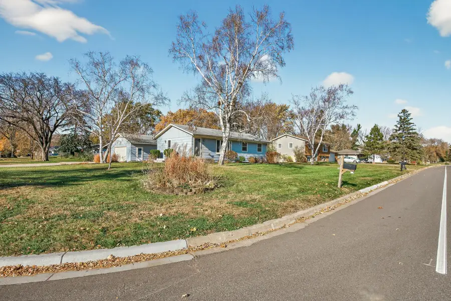 11201 Maryland Avenue N, Champlin, MN 55316 - Image #3