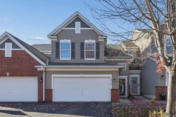 2814 Spy Glass Drive, Chaska, MN 55318