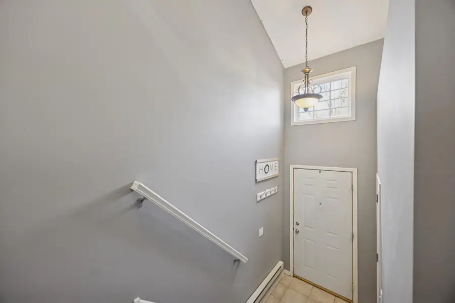 2814 Spy Glass Drive, Chaska, MN 55318 - Image #3