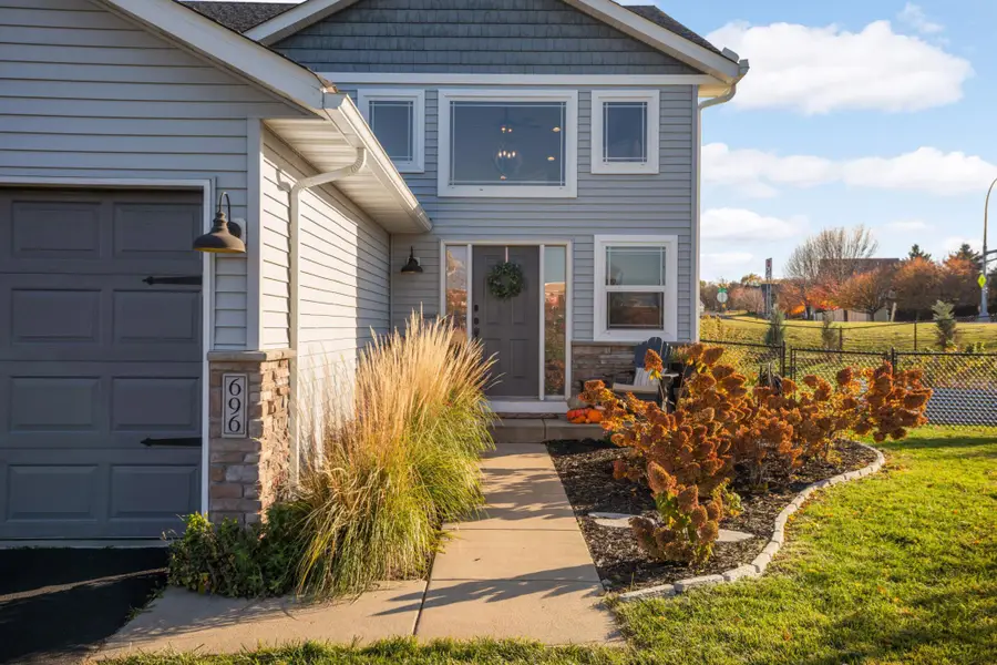 696 Jutland Avenue, Shakopee, MN 55379 - Image #3