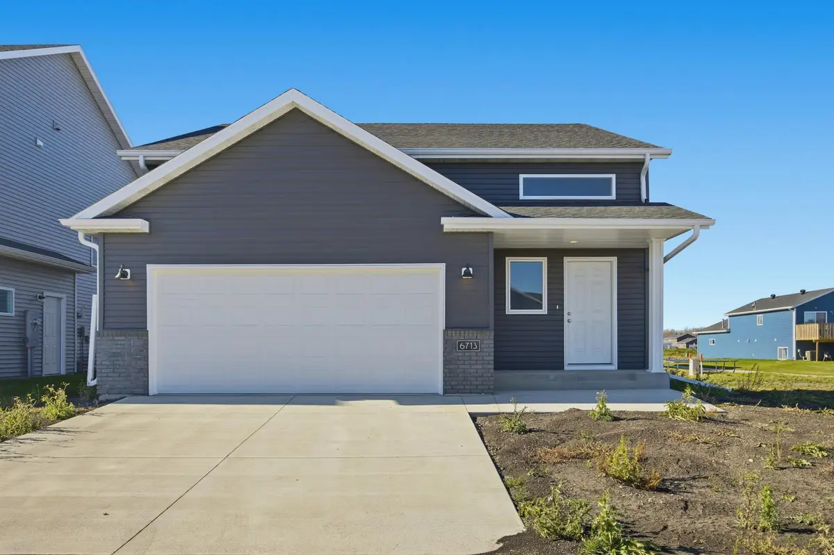6713 Samuel Drive, Horace, ND 58047 - #1