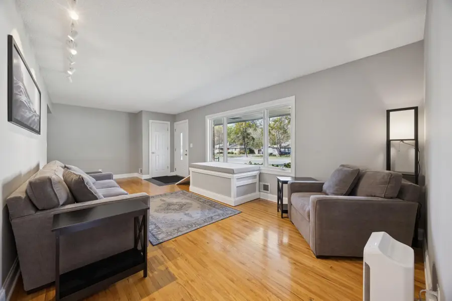 4519 Nord Drive, Bloomington, MN 55437 - Image #3