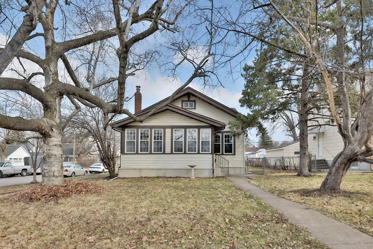 2019 Cottage Avenue E, Saint Paul, MN 55119 - #1