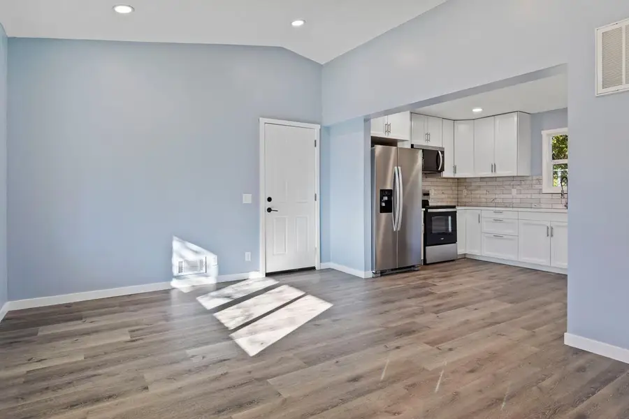 11927 Vintage Street Nw, Coon Rapids, MN 55433 - Image #3