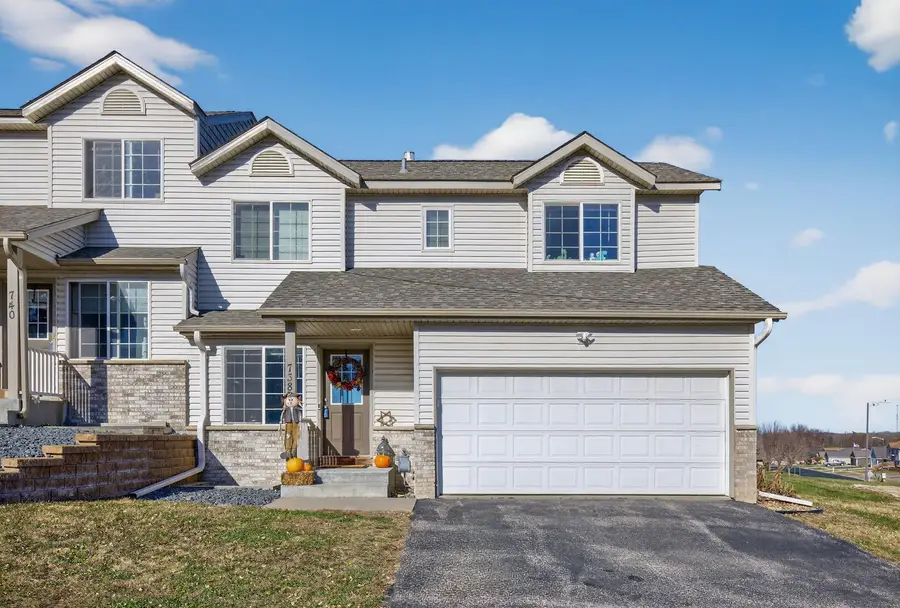 738 Baylee Place Sw, Pine Island, MN 55963 - Image #2