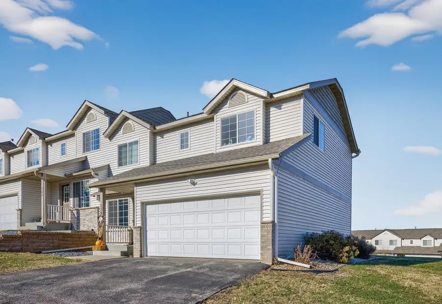 738 Baylee Place Sw, Pine Island, MN 55963 - Image #3