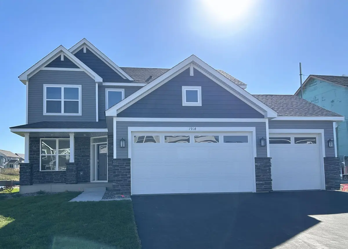 1914 Ironwood Drive, Carver, MN 55315 - Image #1