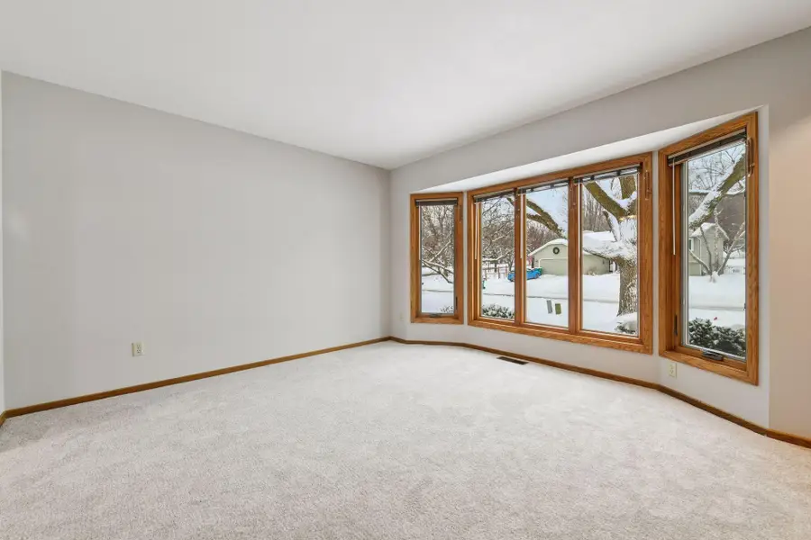 7051 Pimlico Lane, Chanhassen, MN 55317 - Image #3