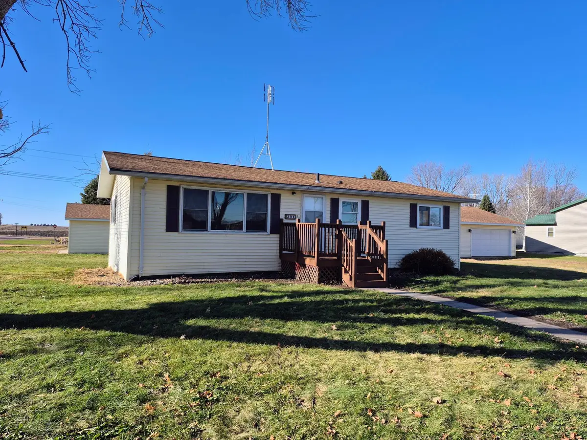 201 2nd Street N, Darfur, MN 56022 - Image #1