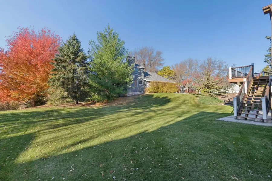 8632 Endicott Trail, Eden Prairie, MN 55347 - Image #3