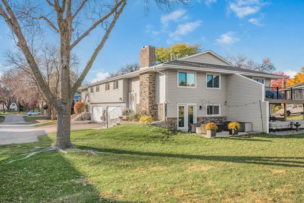 6942 Ives Lane N, Maple Grove, MN 55369 - Image #1