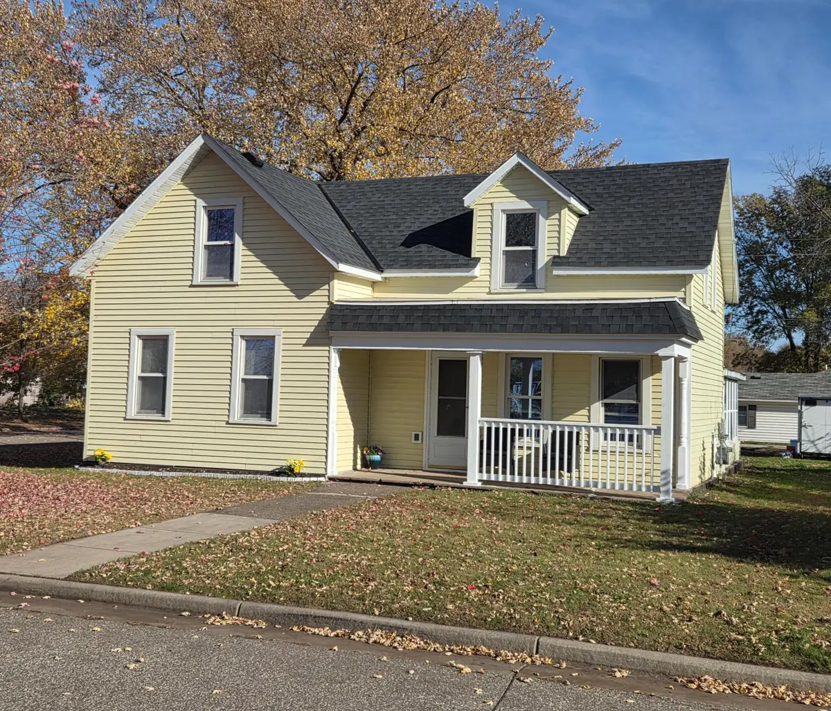 254 Court Street S, Prescott, WI 54021 - Image #1
