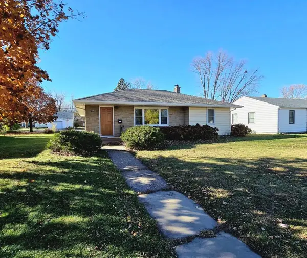 1285 11th Avenue N, Saint Cloud, MN 56303