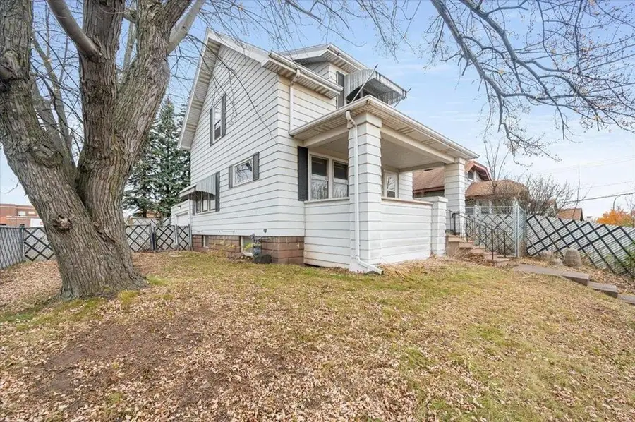 330 N 46th Avenue W, Duluth, MN 55807 - Image #2