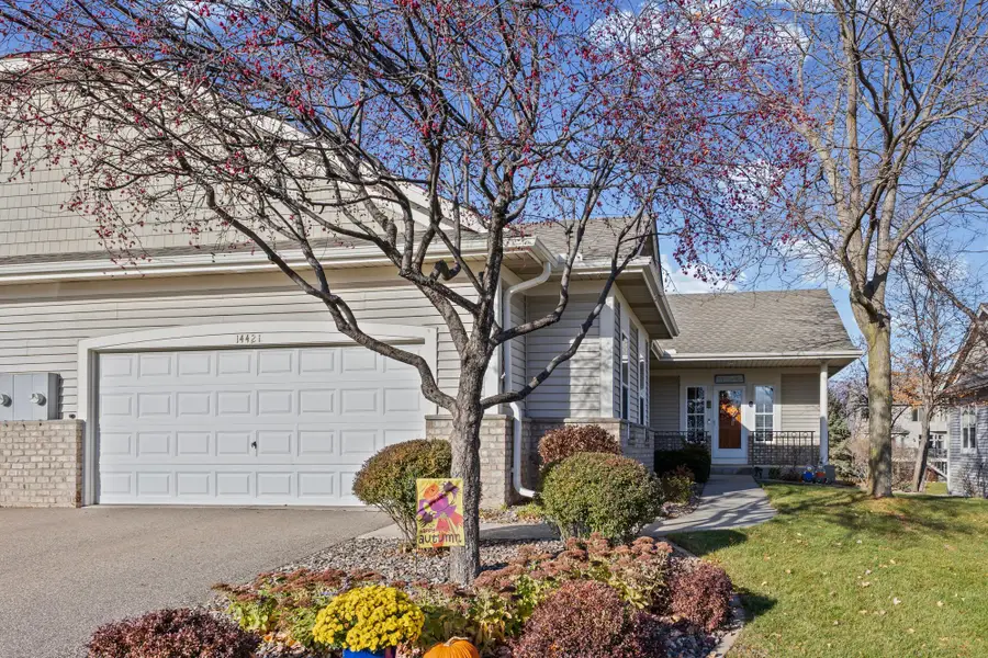 14421 Freesia Way, Apple Valley, MN 55124 - Image #3