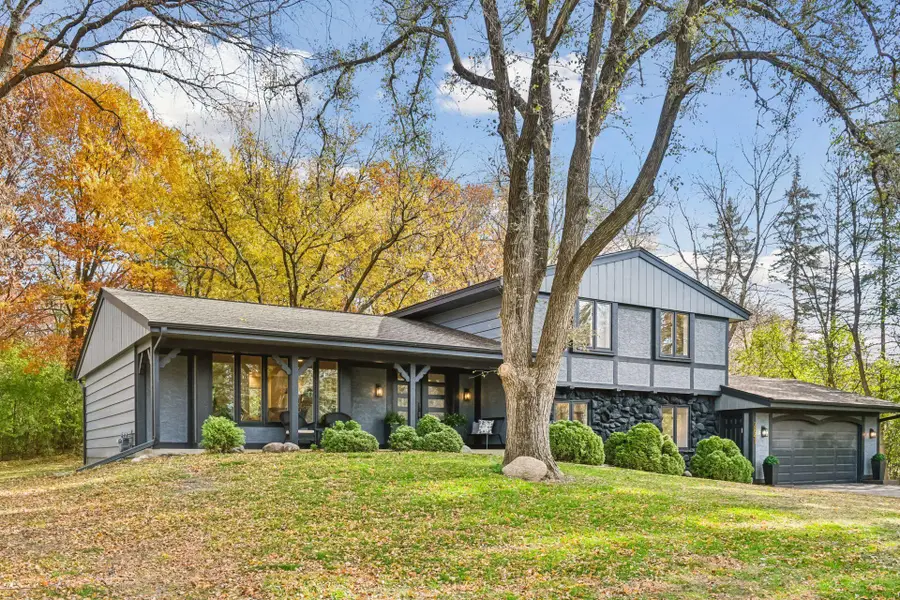 2841 Mayfield Road, Wayzata, MN 55391 - Image #2