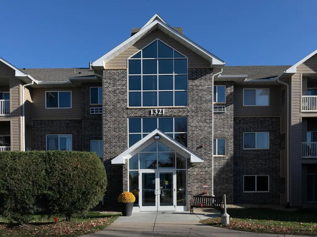 1321 Lake Drive W #320, Chanhassen, MN 55317 - Image #1