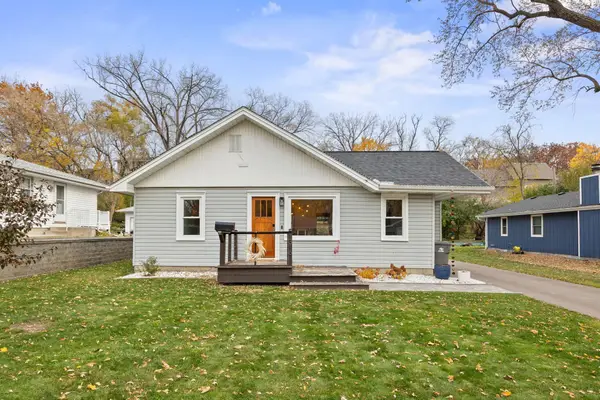 1316 Gettysburg Avenue N, Golden Valley, MN 55427