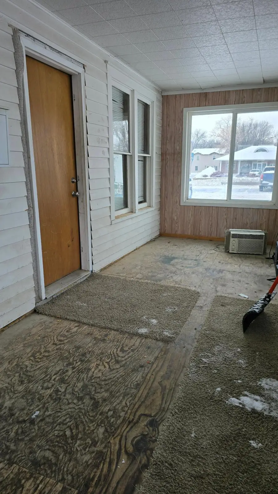 109 W Greeley Street W, Marshall, MN 56258 - #2