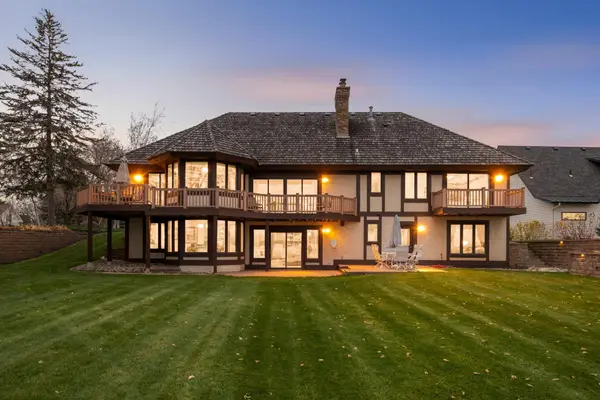 15283 Edgewater Circle Ne, Prior Lake, MN 55372