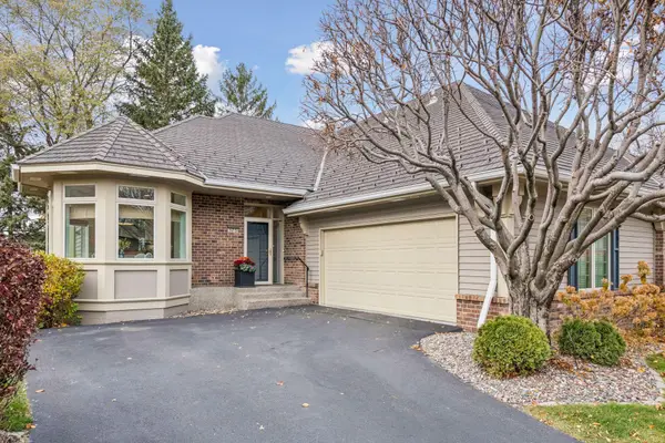375 Waycliffe Drive S, Wayzata, MN 55391