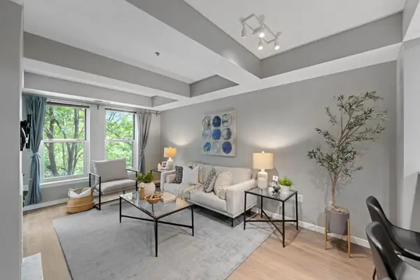 645 N 1st Street #305, Minneapolis, MN 55401