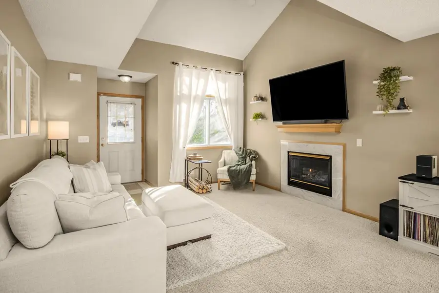 7050 49th Street N, Oakdale, MN 55128 - Image #2