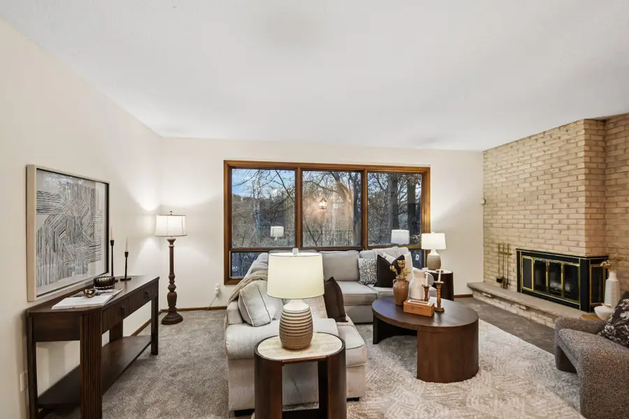 6064 Woody Lane Ne, Fridley, MN 55432 - Image #2