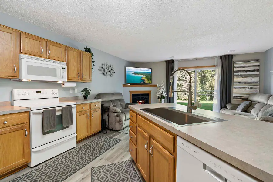 20048 Cabrilla Way, Farmington, MN 55024 - Image #3