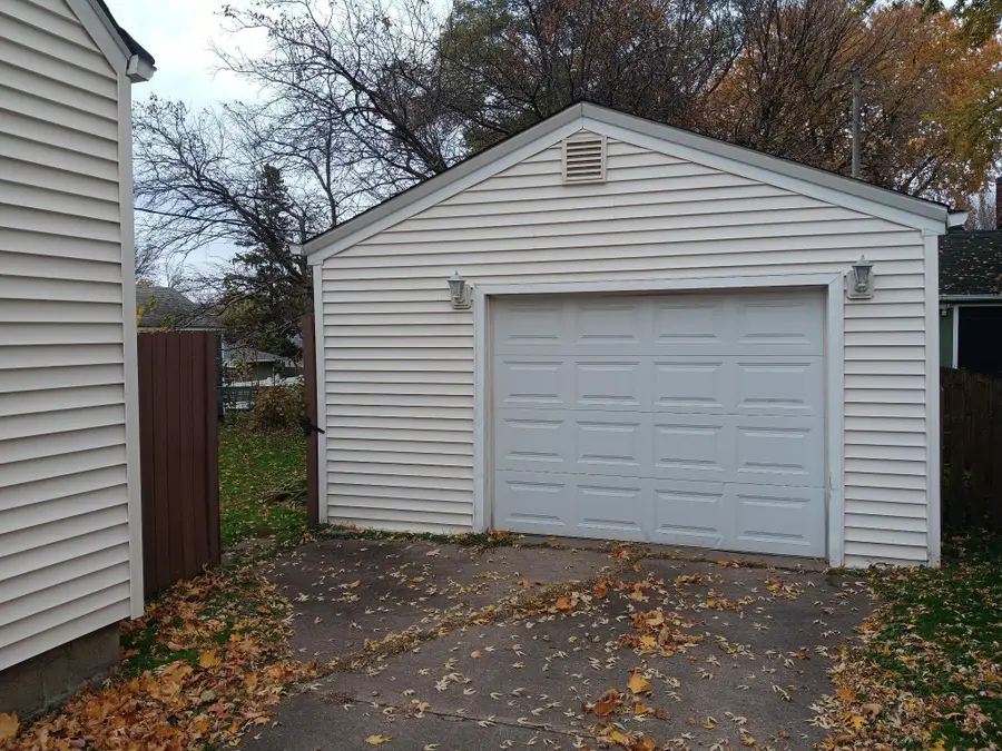 1108 Oakdale Avenue, West Saint Paul, MN 55118 - Image #3