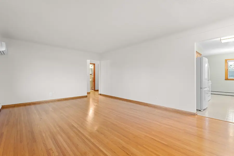 1595 Cottage Avenue E, Saint Paul, MN 55106 - Image #3