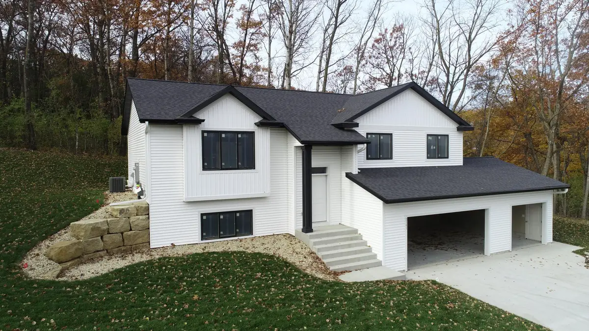 2141 Ponderosa Place Sw, Rochester, MN 55902 - Image #1