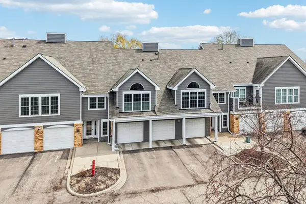 6145 Chasewood Parkway #202, Minnetonka, MN 55343