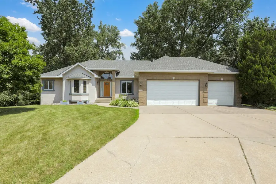 2510 Wexford Court, New Brighton, MN 55112 - Image #2