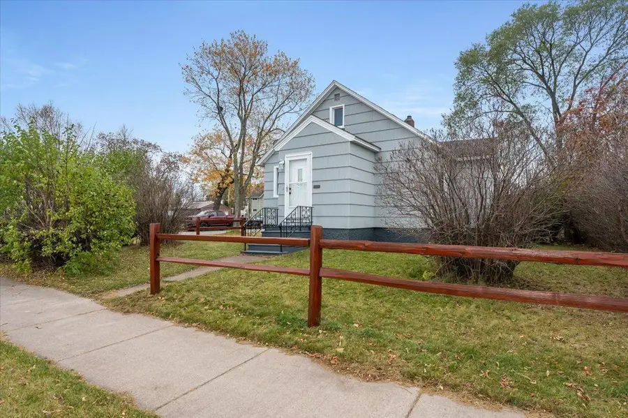 902 Winter Street, Superior, WI 54880 - Image #2