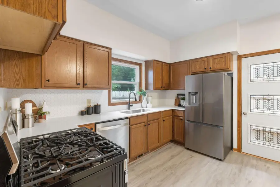 813 26th Avenue Ne, Minneapolis, MN 55418 - Image #3