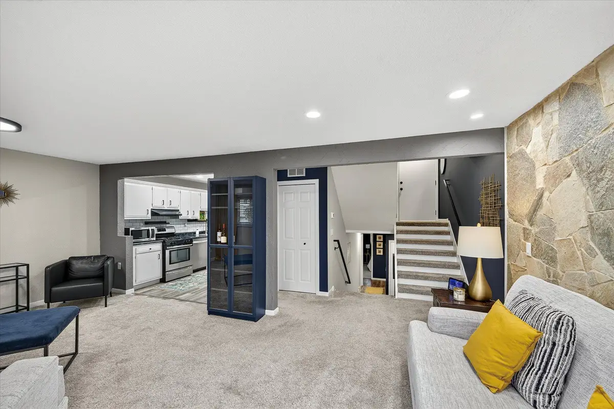 8928 Neill Lake Road #104, Eden Prairie, MN 55347 - Image #1