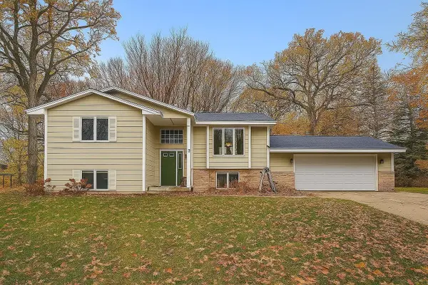 538 Devonshire Drive, Norwood Young America, MN 55397