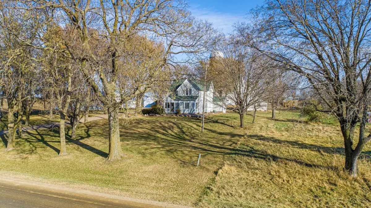 21503 Canby Ave, Faribault, MN 55021 - Image #1