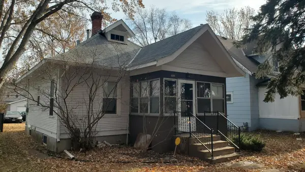 4338 James Avenue N, Minneapolis, MN 55412