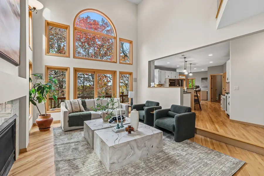 11338 Hawk High Court, Eden Prairie, MN 55347 - Image #2