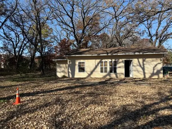 16340 255th Avenue Nw, Orrock Twp, MN 55309