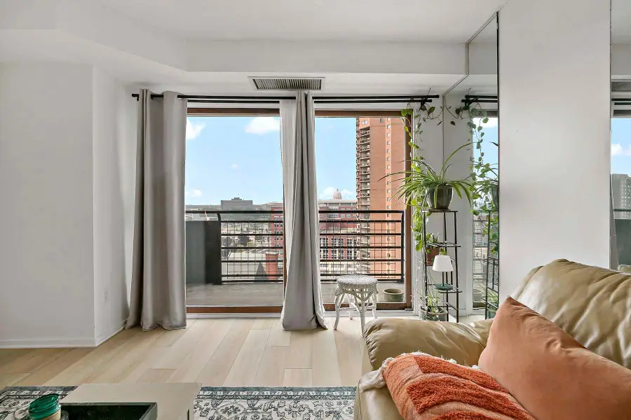 66 9th Street E #1912, Saint Paul, MN 55101 - Image #3