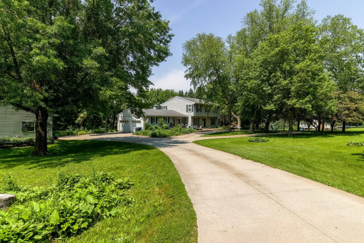 421 Lowry Court Nw, Rochester, MN 55901 - Image #1