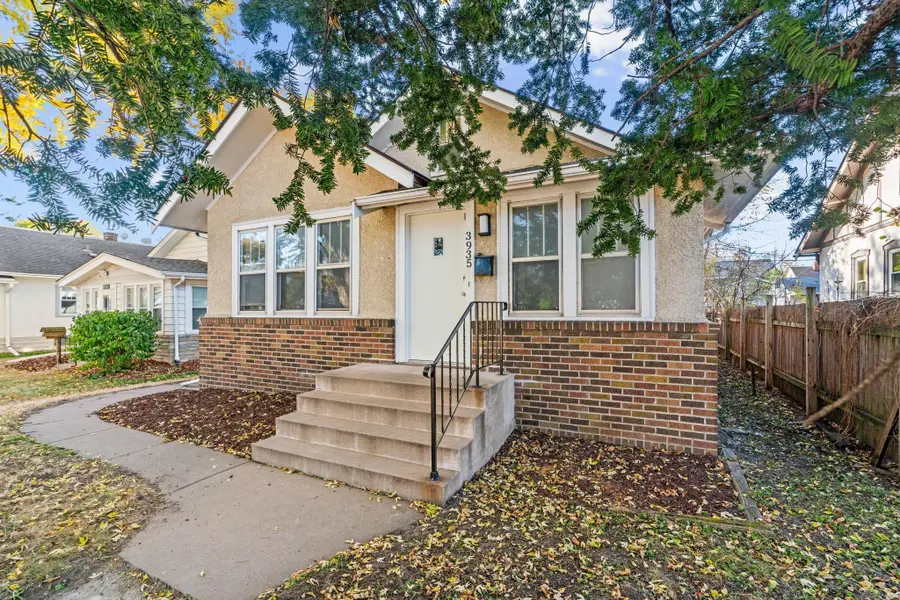 3935 Thomas Avenue N, Minneapolis, MN 55412 - Image #2