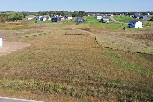 16622 Oneida Street Nw, Andover, MN 55304