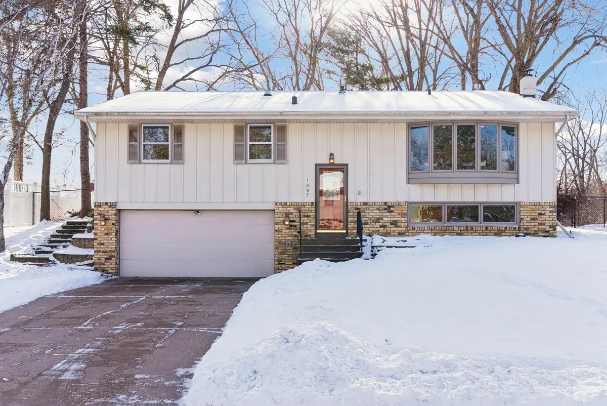 1887 3rd Street Nw, New Brighton, MN 55112 - Image #1