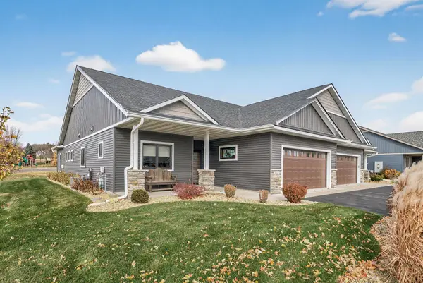 1065 Legend Lane, River Falls, WI 54022
